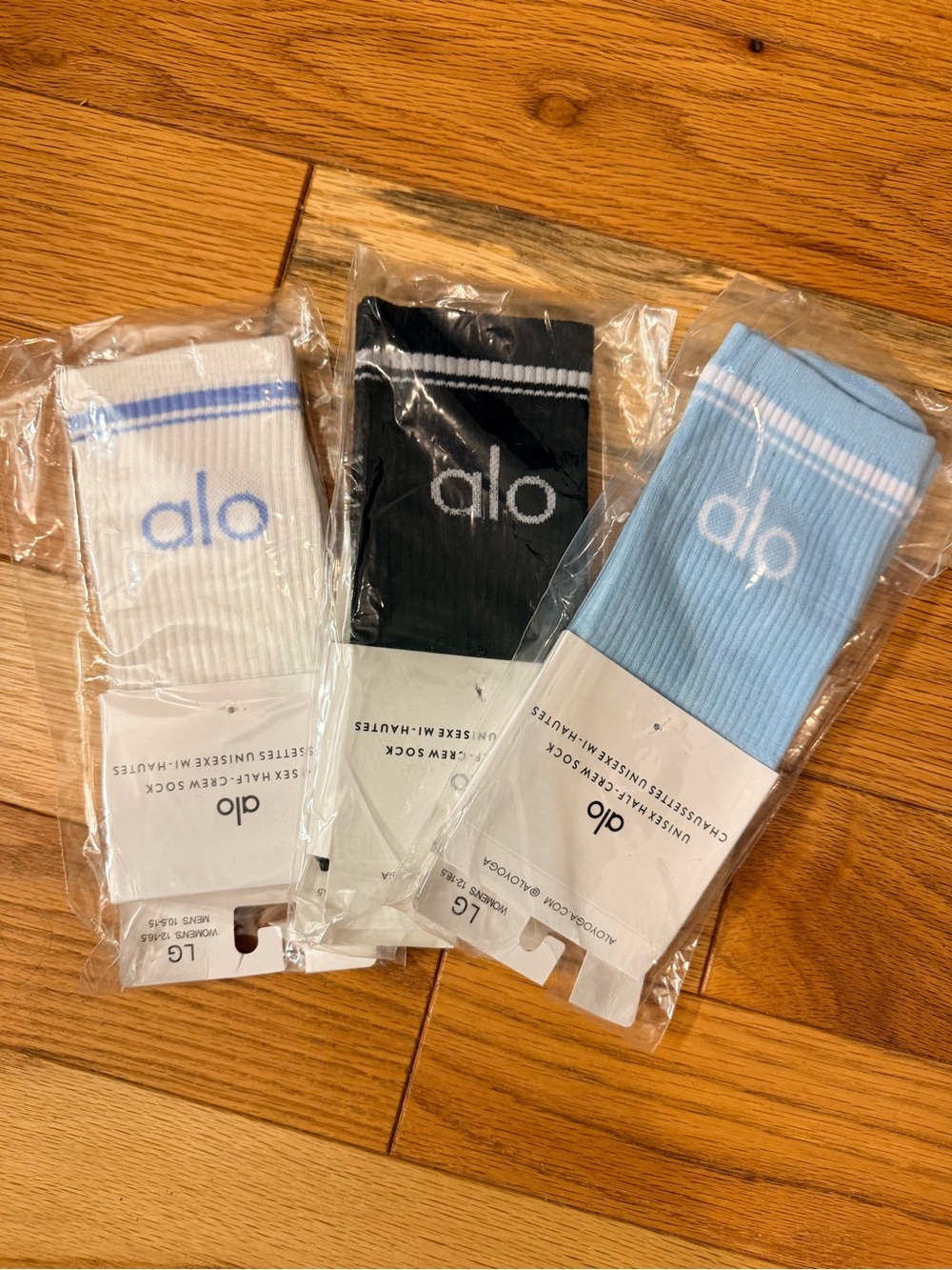 LG Athletic Crew Socks – White, Black & Light Blue (3-Pack)
